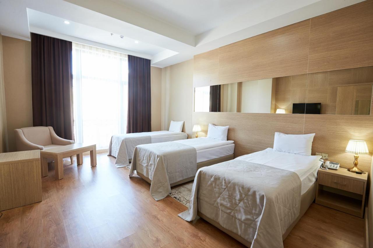 Nobel Hotel Baku Eksteriør billede